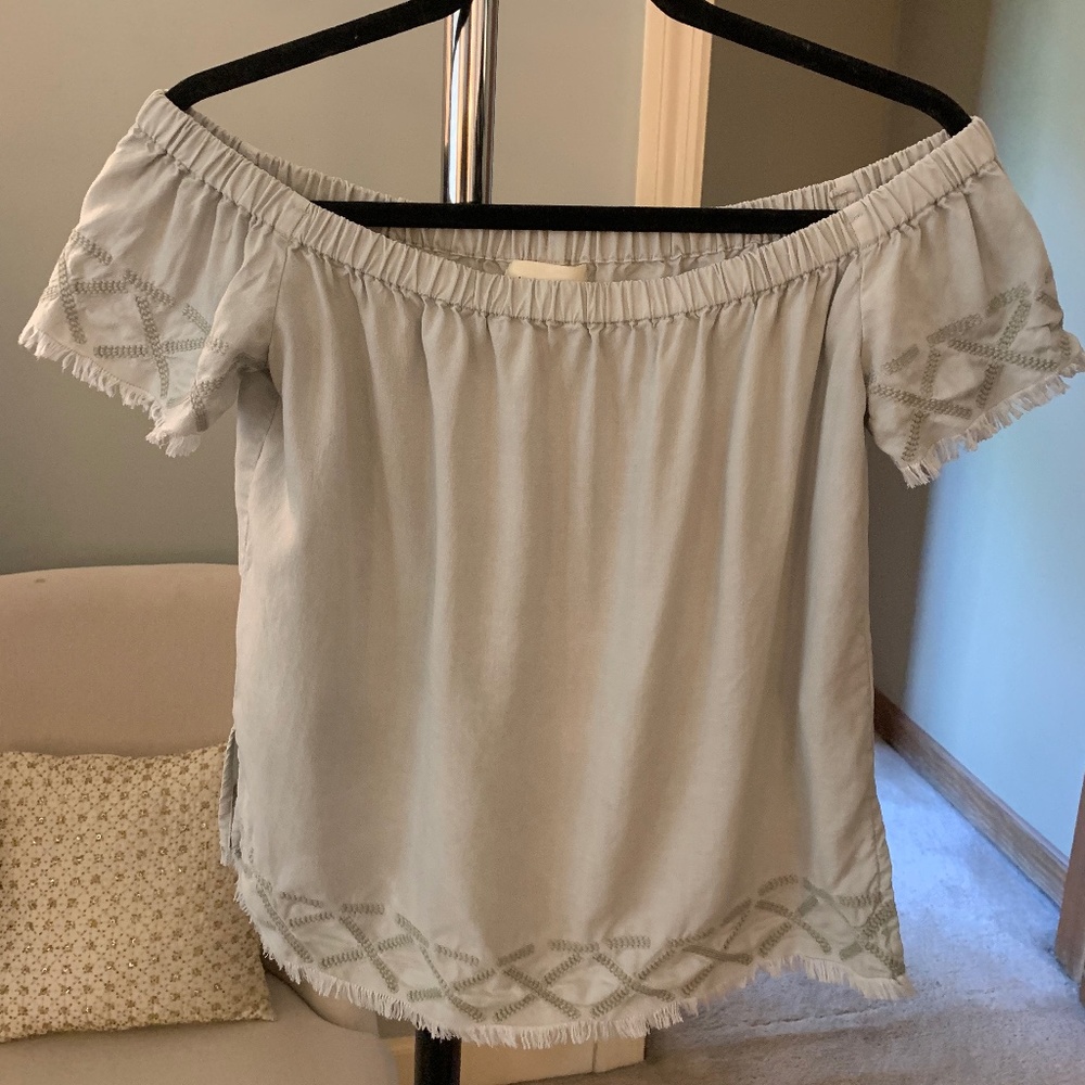 Anthropologie off the shoulder top size XS